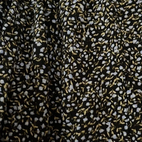 MSCH spring skirt - Picture 2 of 3